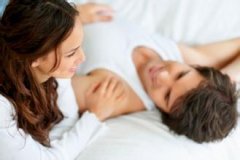 两性健康:裸睡对男人的性生活有何好处？